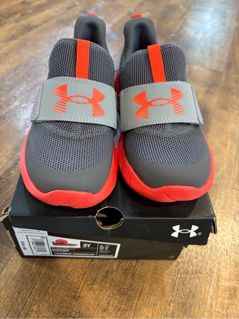 Under Armour Boys Gray, Red & Orange Slip-On Athletic Sneakers Size 3